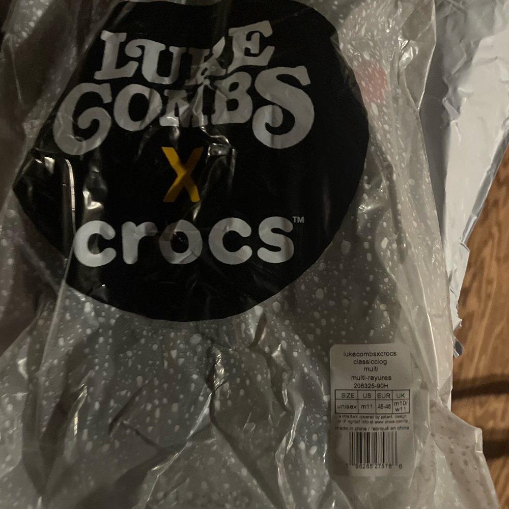 Luke combs crocs mens size 11. NWT in hand ready to ship
